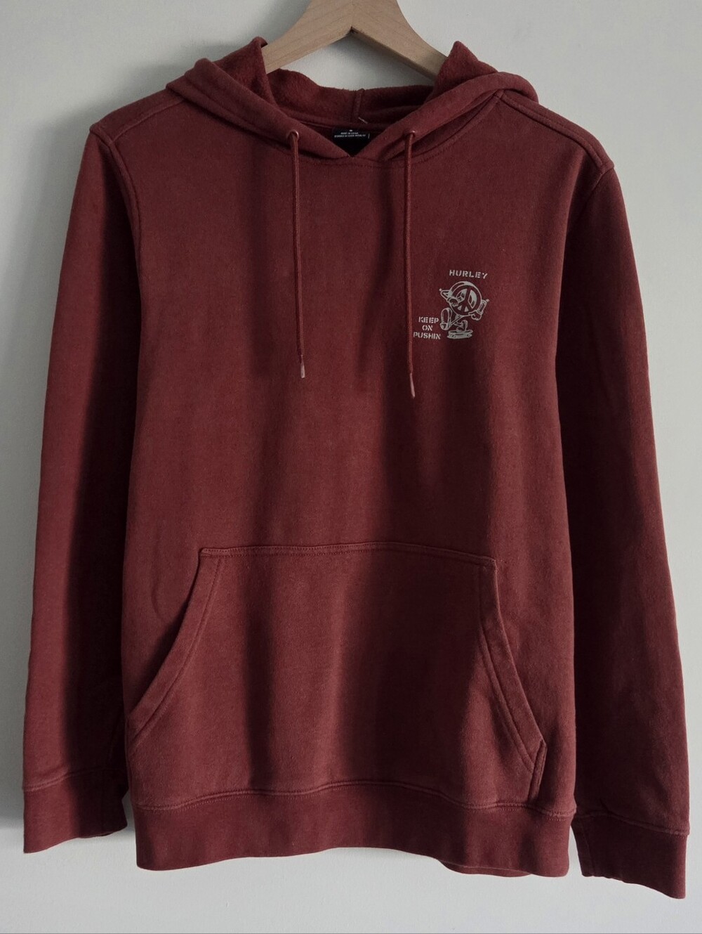 Hurley Pushin Pullover Hoodie Matador Red Graphic Skate Surf Mens Size Small - Picture 1 of 8